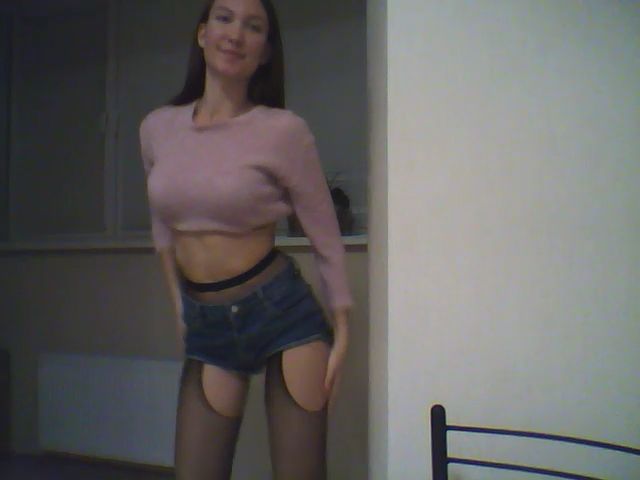 Live sex webcam photo for JessePony #271406716