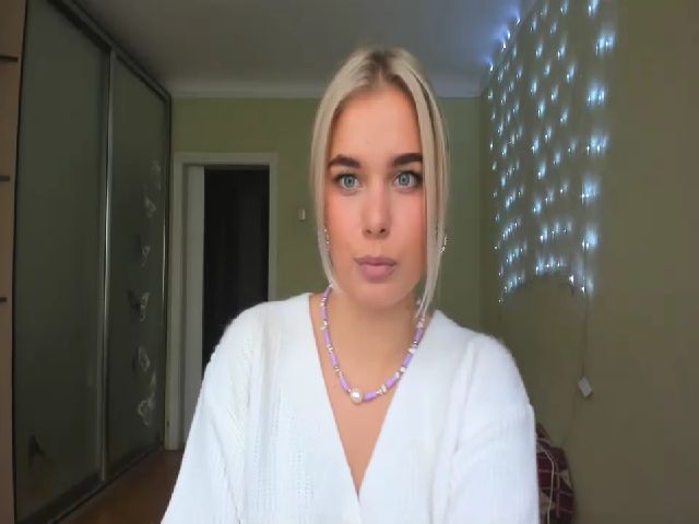 Live sex webcam photo for Merli_Lovely #271399779
