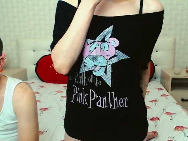 Live sex webcam photo for MiaNRick #271393270