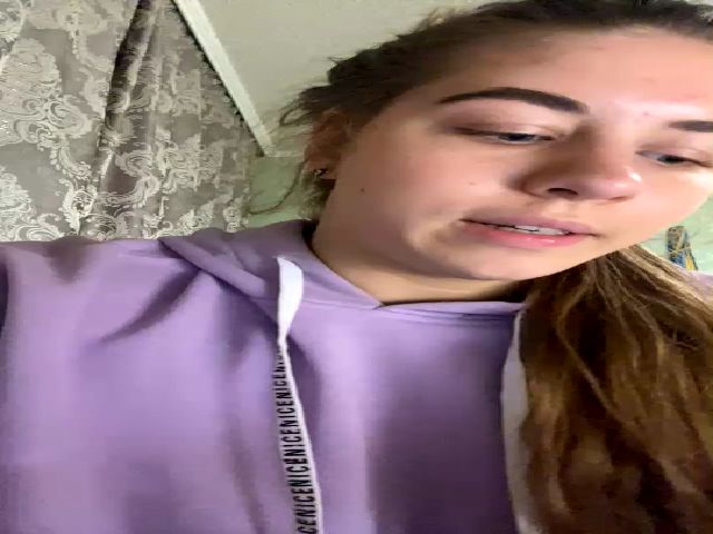 Live sex webcam photo for Dancelady18 #271395125