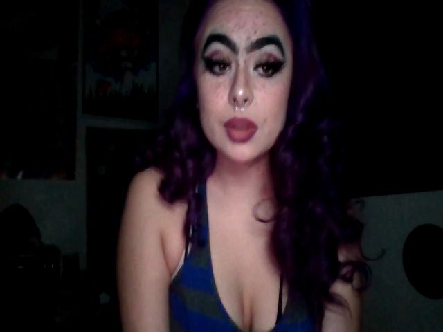 Live sex webcam photo for Sassydollkiki #271399629