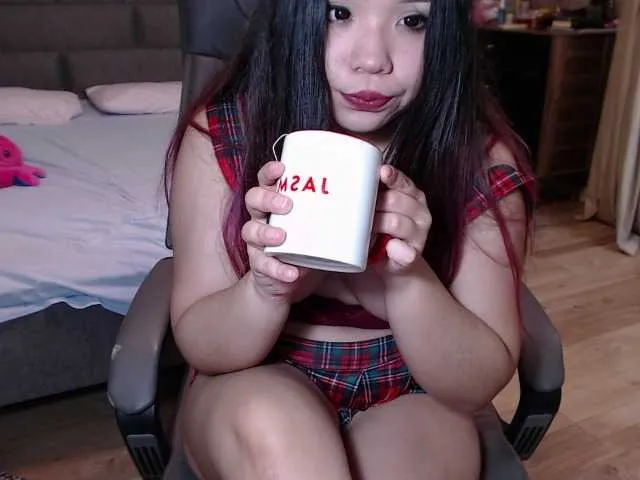 Live sex webcam photo for MuraSang #271404787