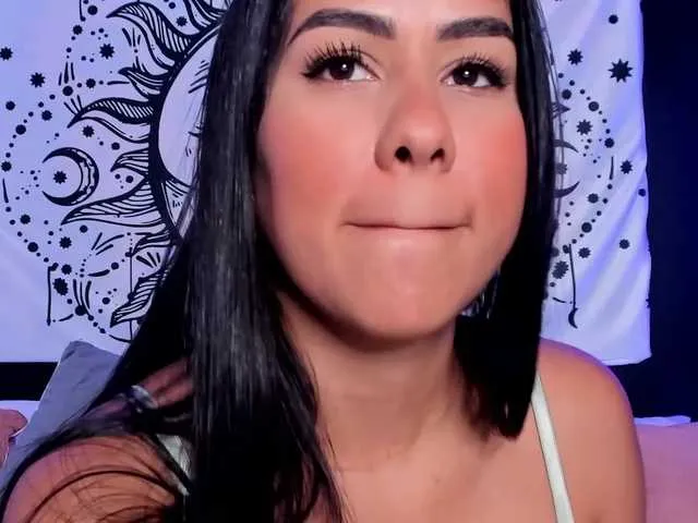 Live sex webcam photo for Malliajikz #271421632