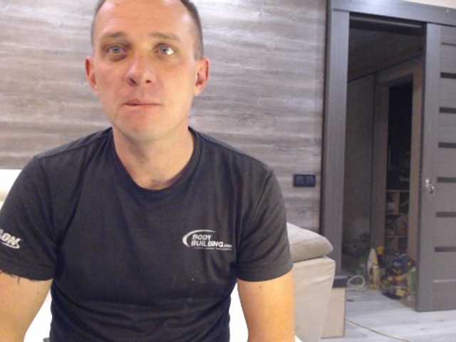 Live sex webcam photo for DirtyUp #271420642