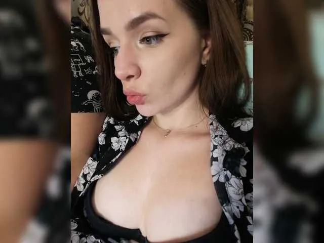 Live sex webcam photo for HellMor #271408966