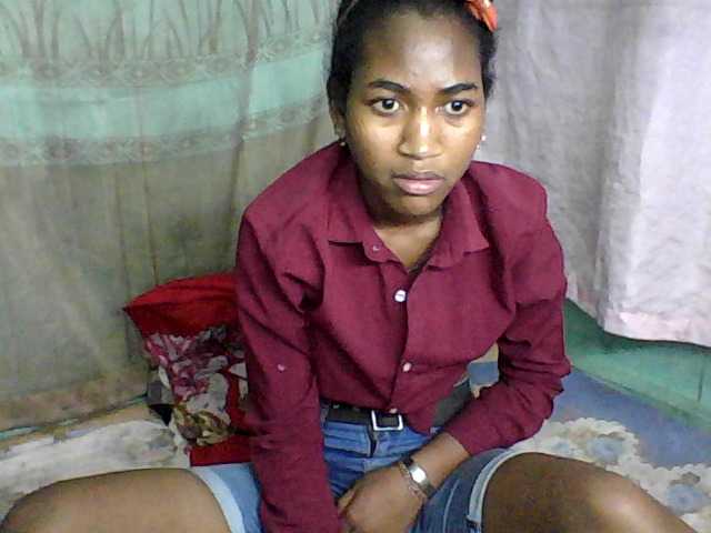 Live sex webcam photo for my-love10 #271422364