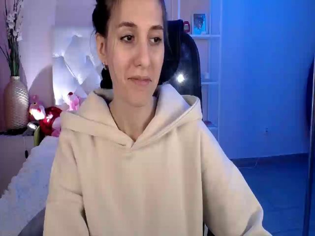 Live sex webcam photo for SoloVB #271418835