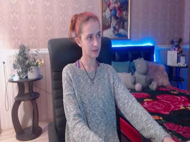 Live sex webcam photo for IrisNichols #271423978