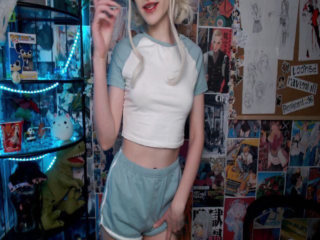 Live sex webcam photo for Manarose27 #271422911