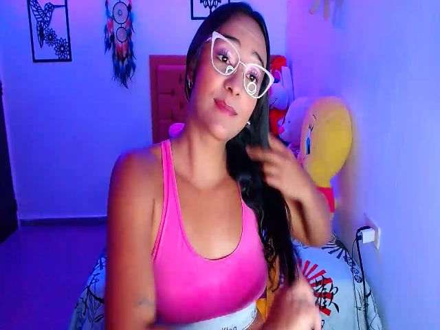 Live sex webcam photo for Julieta_art #271419665