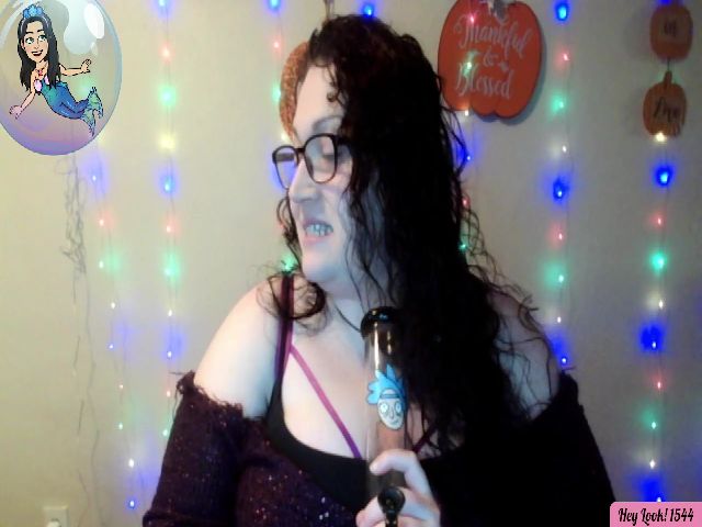 Live sex webcam photo for ASirenMercury #271424263