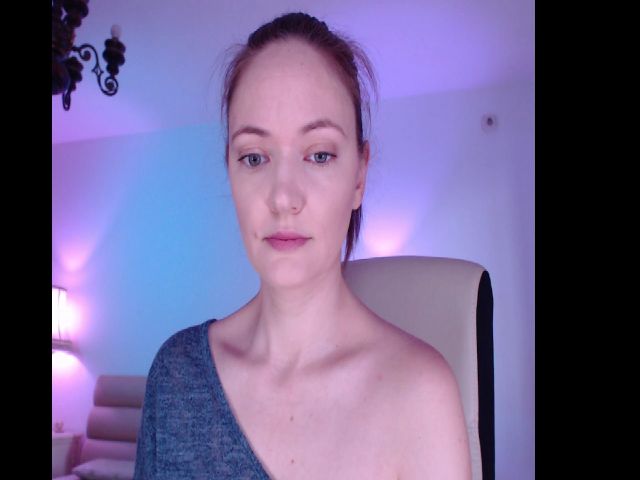 Live sex webcam photo for AddictiveLara #271412711