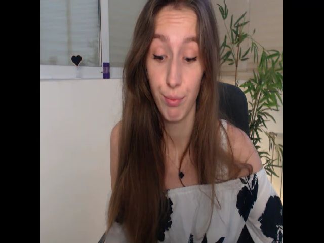 Live sex webcam photo for SS_Ani #271418479