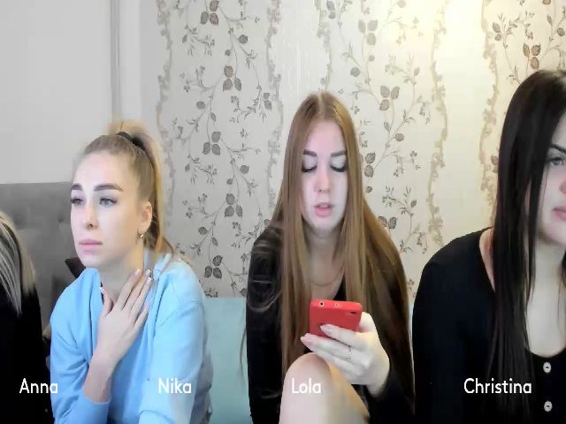 Live sex webcam photo for SweeetBerrry #271414878