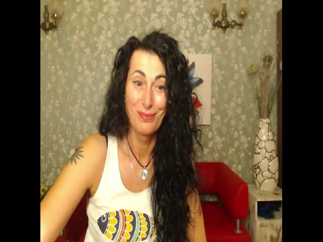 Live sex webcam photo for AishaVivaV #271417699
