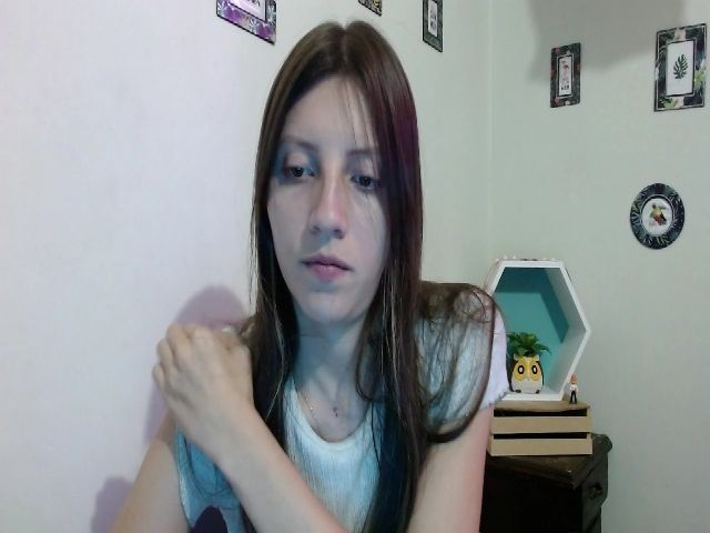 Live sex webcam photo for NikkyBombom1 #271409592