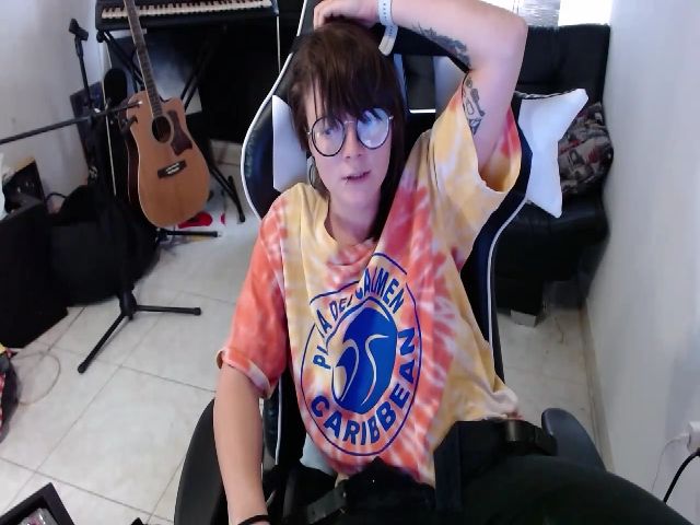 Live sex webcam photo for Arya_stark_ #271419835