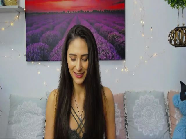 Live sex webcam photo for MaraW #271420267