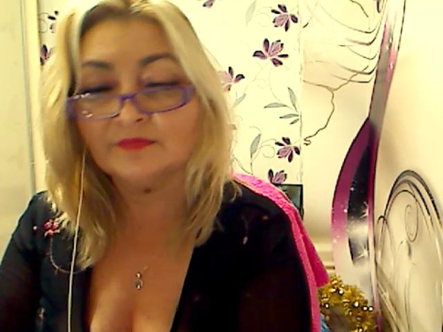 Live sex webcam photo for IryshAlyce #271424777