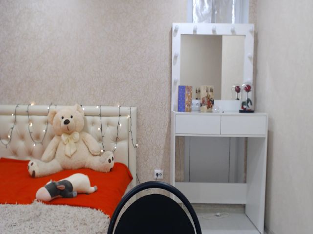 Live sex webcam photo for YourrAngell #271411805