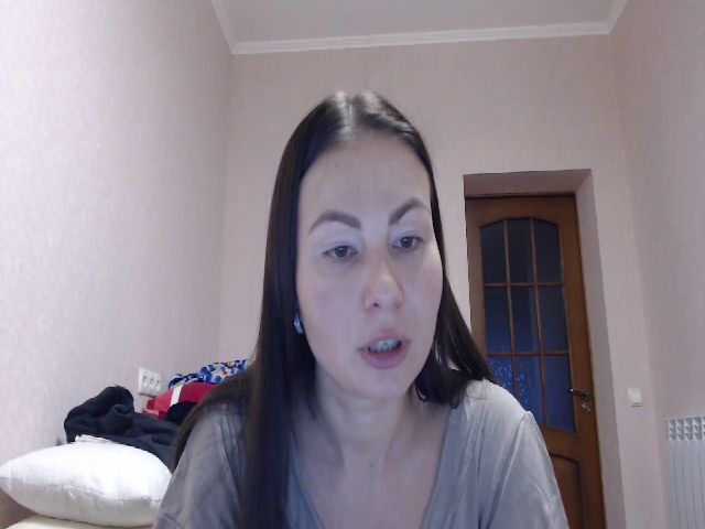 Live sex webcam photo for QueenSmile #271418460