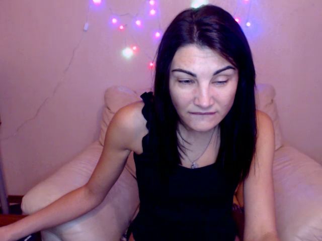 Live sex webcam photo for Karina7185 #271414406