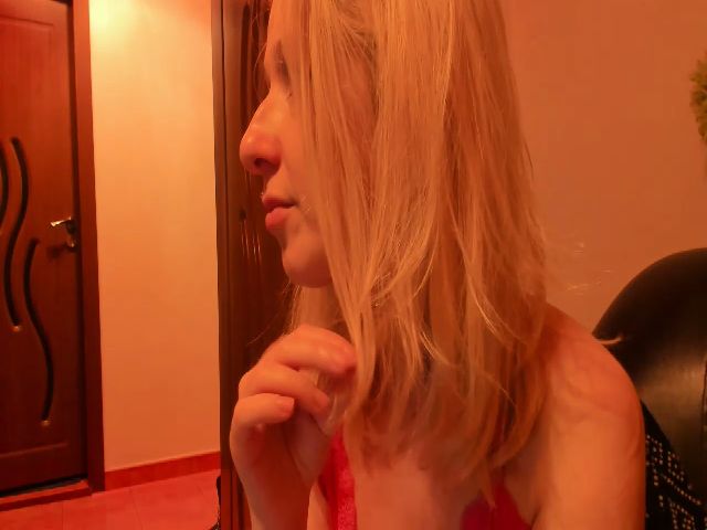 Live sex webcam photo for Cindydream #271423669