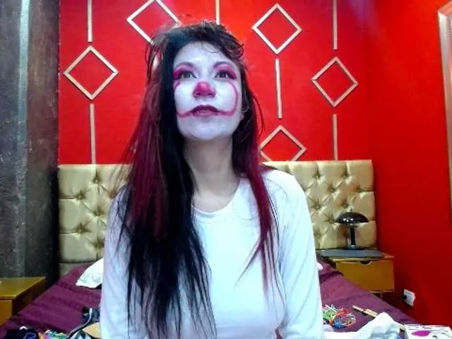 Live sex webcam photo for SharlotteDvs #271422178