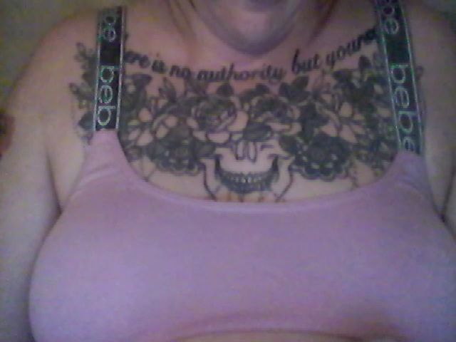 Live sex webcam photo for OhHeyItsMandi #271411970