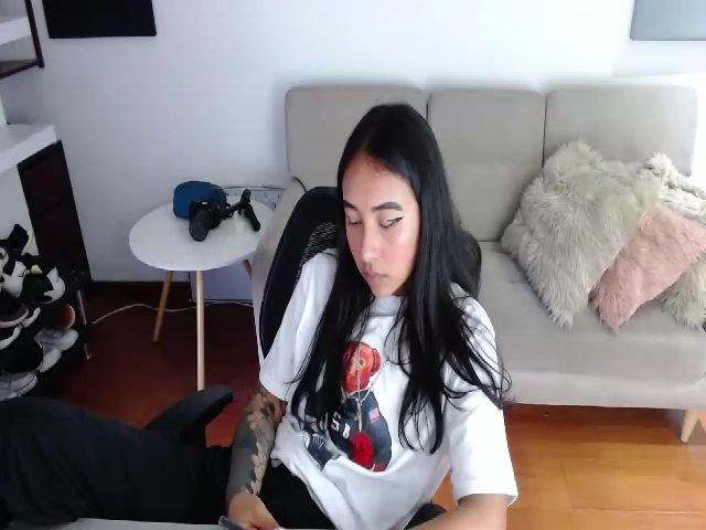 Live sex webcam photo for Jade7777 #271424199