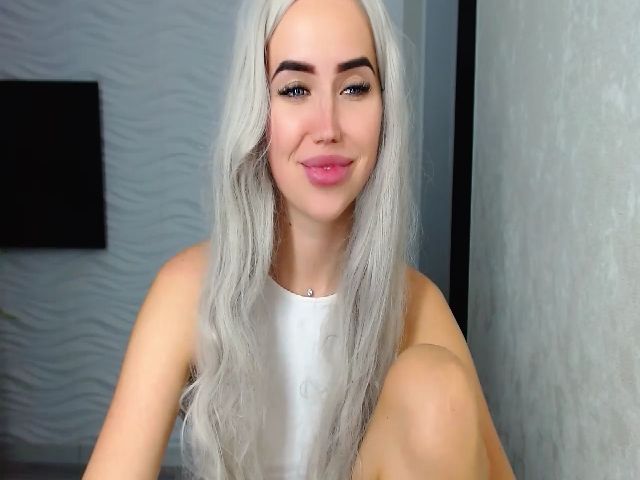 Live sex webcam photo for SinfulAngelll #271419301