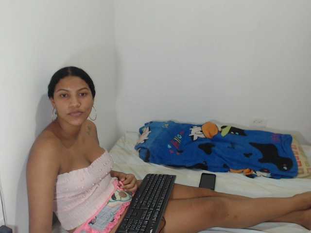 Live sex webcam photo for CarlNeyLove #271409798