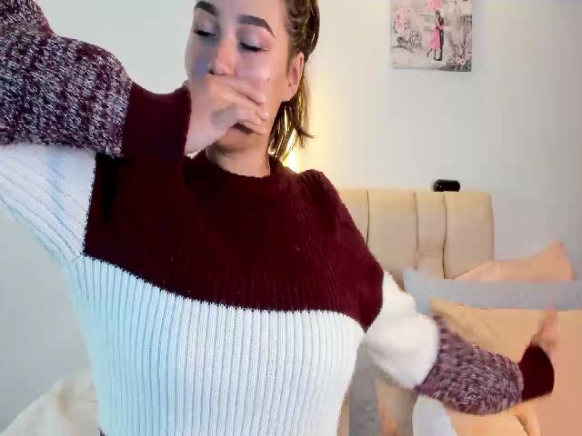 Live sex webcam photo for Goddesariana #271419056