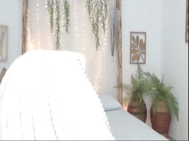 Live sex webcam photo for Sh11ro #271418863