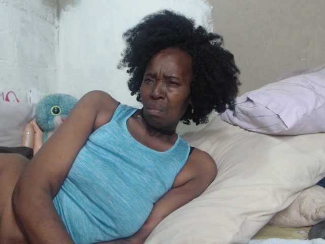 Live sex webcam photo for blackpearl51 #271417669