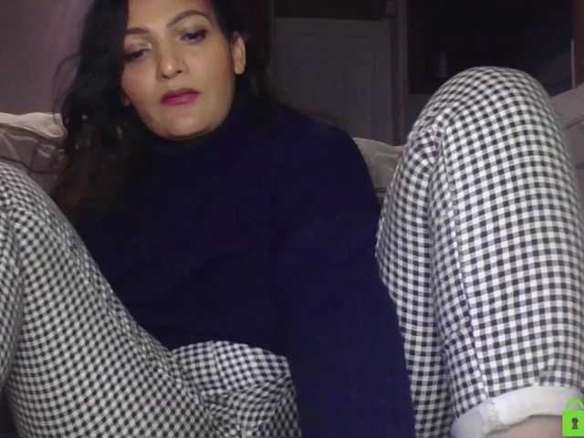 Live sex webcam photo for Mel-Bee #271421391