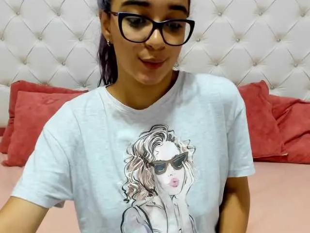 Live sex webcam photo for AgathaAngels #271417128