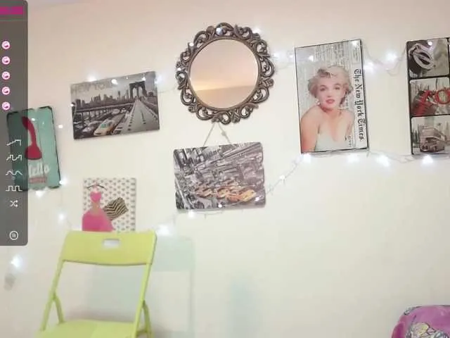 Live sex webcam photo for paulett-love #271410400