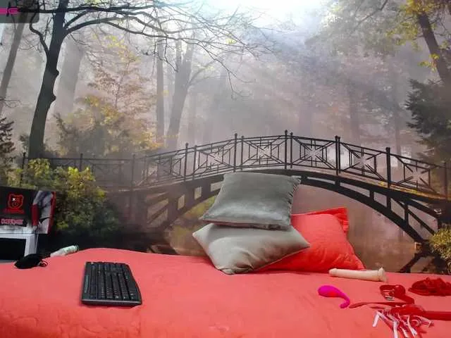 Live sex webcam photo for MafeLehmann #271422152