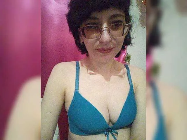 Live sex webcam photo for LeonaSplash #271421090