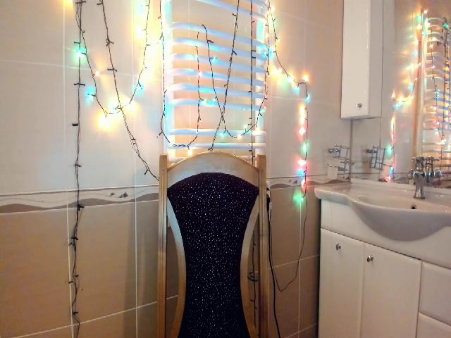 Live sex webcam photo for HannaLismont #271422834