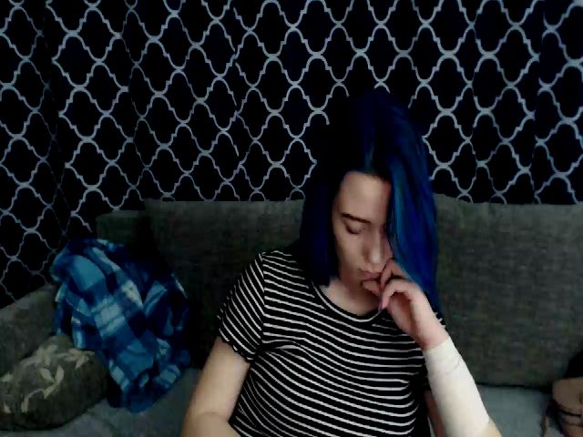 Live sex webcam photo for Monalisa_x #271424156