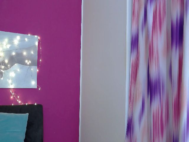 Live sex webcam photo for Eninvisble #271417779