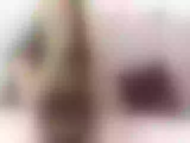 Live sex webcam photo for majoloverroll #271421779