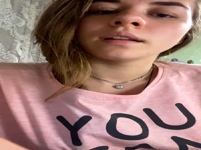 Live sex webcam photo for Dancelady18 #271411344