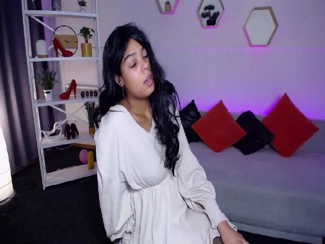 Live sex webcam photo for AnnyBrooks #271419169