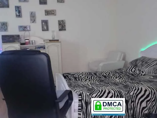 Live sex webcam photo for icevanillaice #271437105