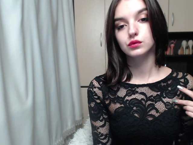 Live sex webcam photo for -LadyLUCK- #271437435