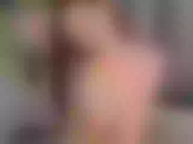Live sex webcam photo for onlyours1 #271426326