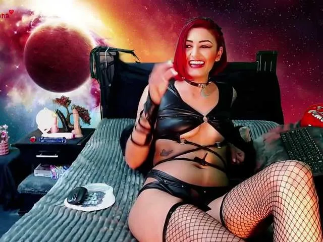Live sex webcam photo for Hanna-Luna #271426862